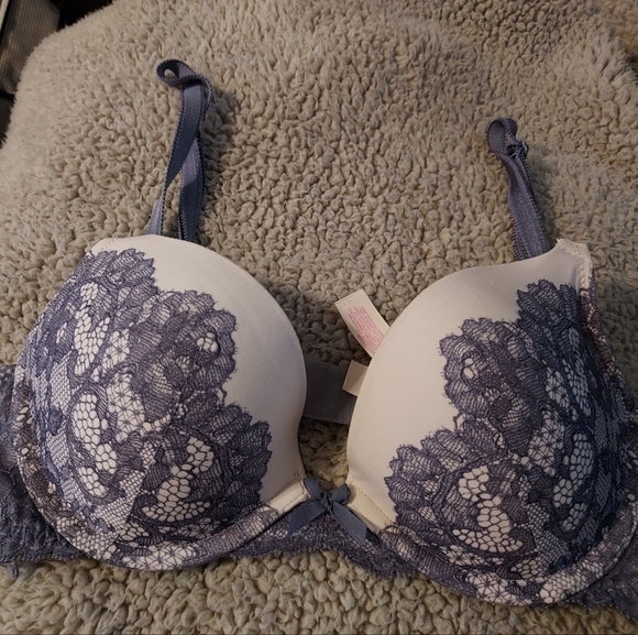 Victoria secret 32C Dream Angel silver lace over cream - Picture 11 of 15